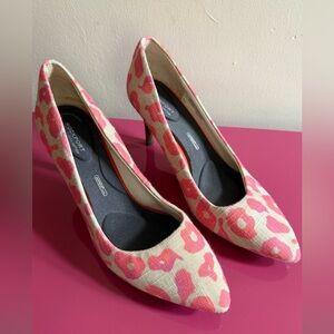 Rockport Pink Leopard-Print Pointed Toe Pumps